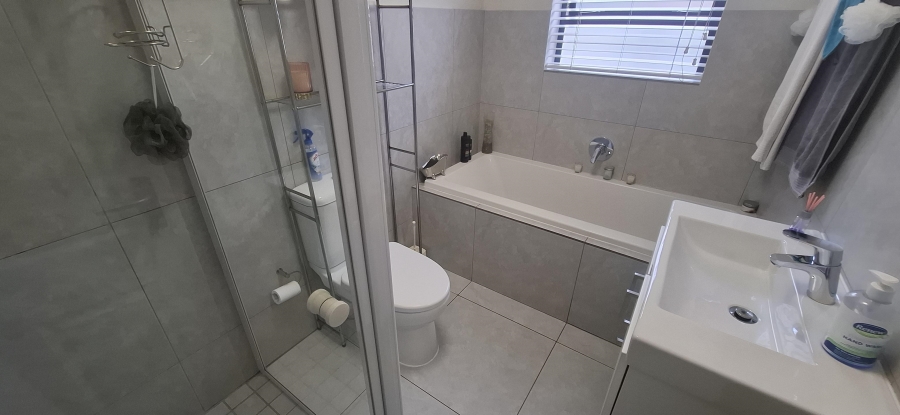 To Let 3 Bedroom Property for Rent in Sonkring Western Cape